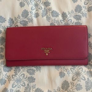 Prada Saffiano Megal Oro Wallet